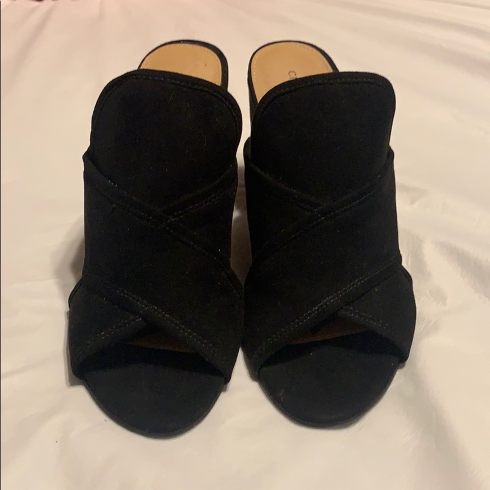 Black slide in heels